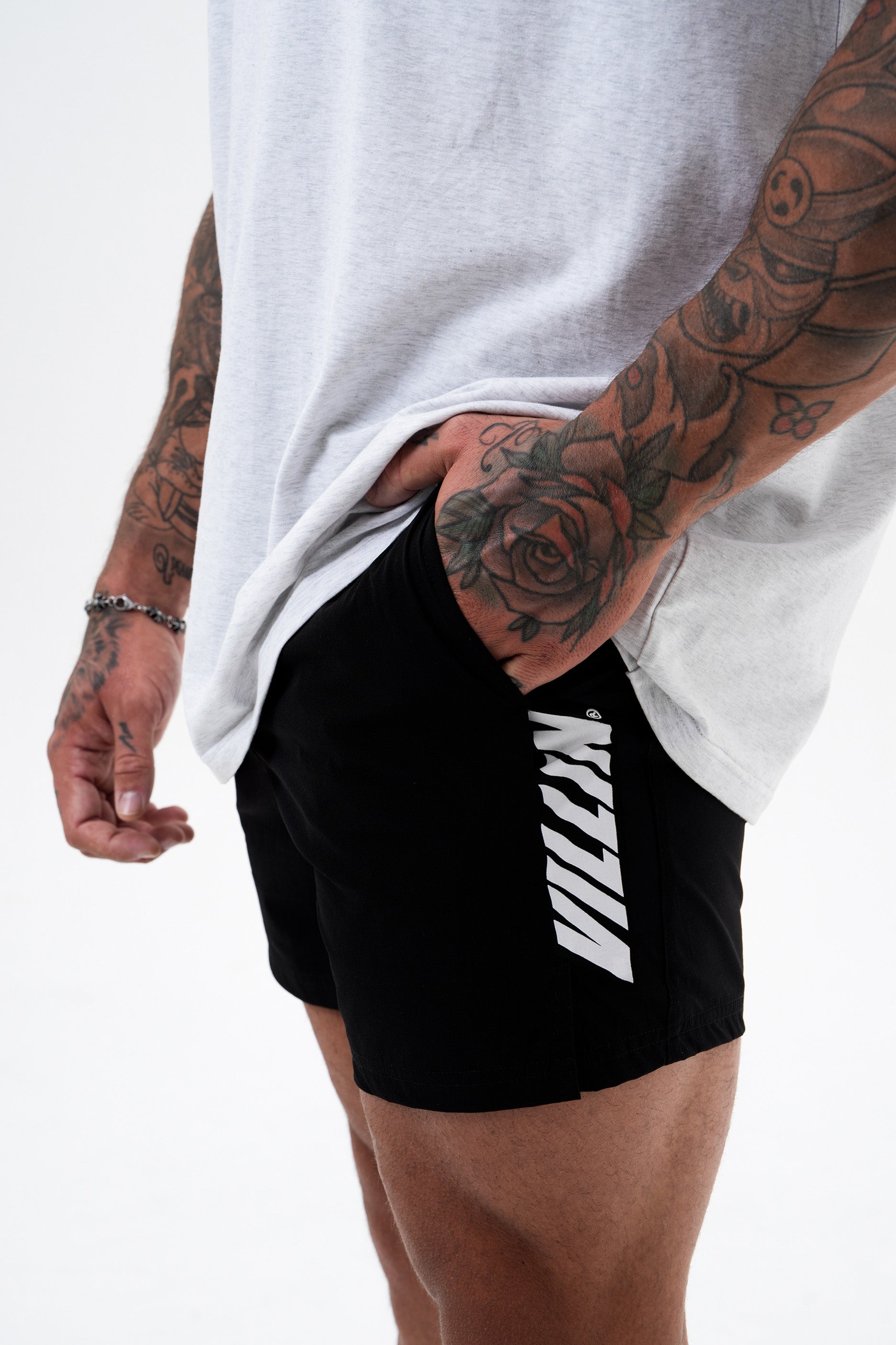 OUTLAW SHORTS V2 - BLACK