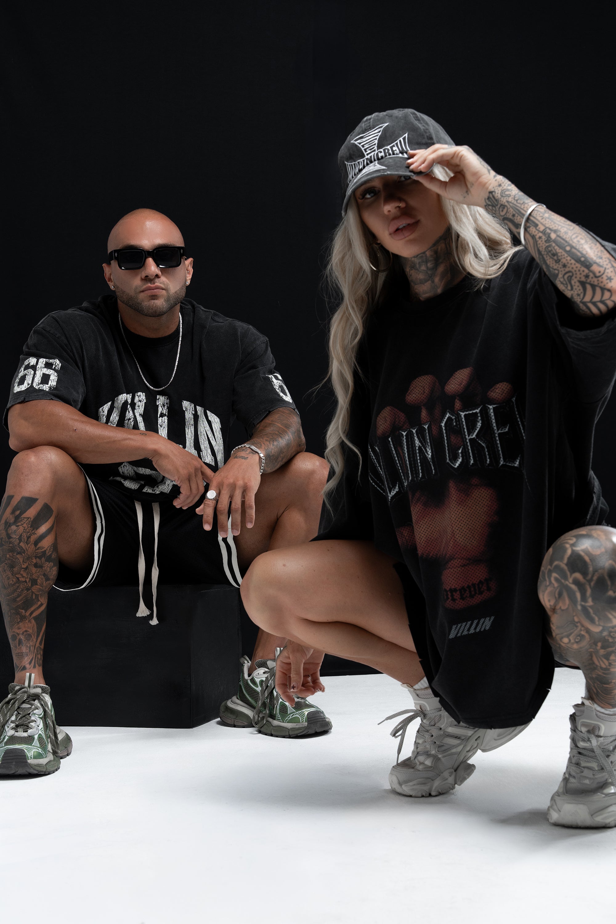 VILLIN HELLBOUND oversized tee in vintage black — women's