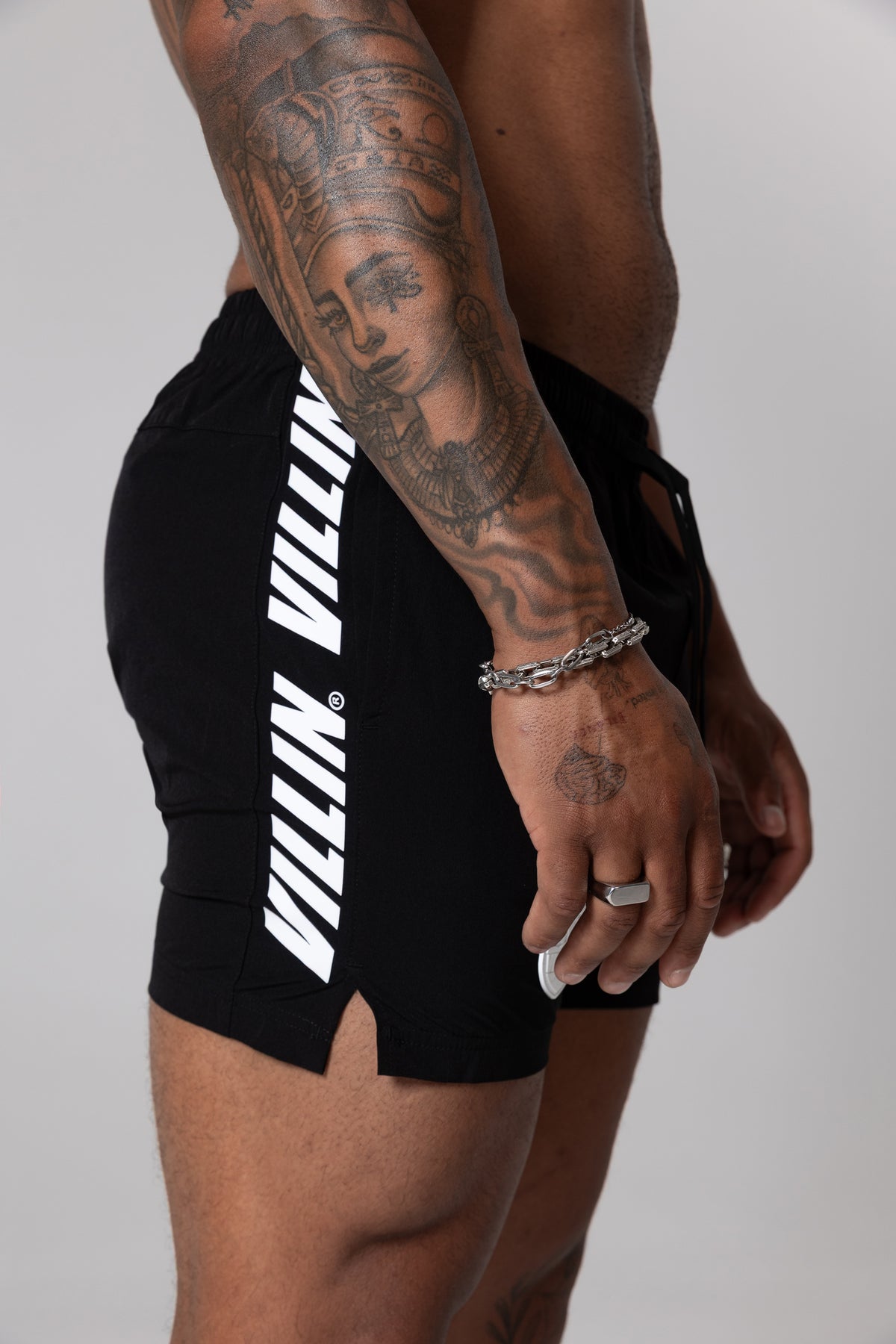 OUTLAW SHORTS