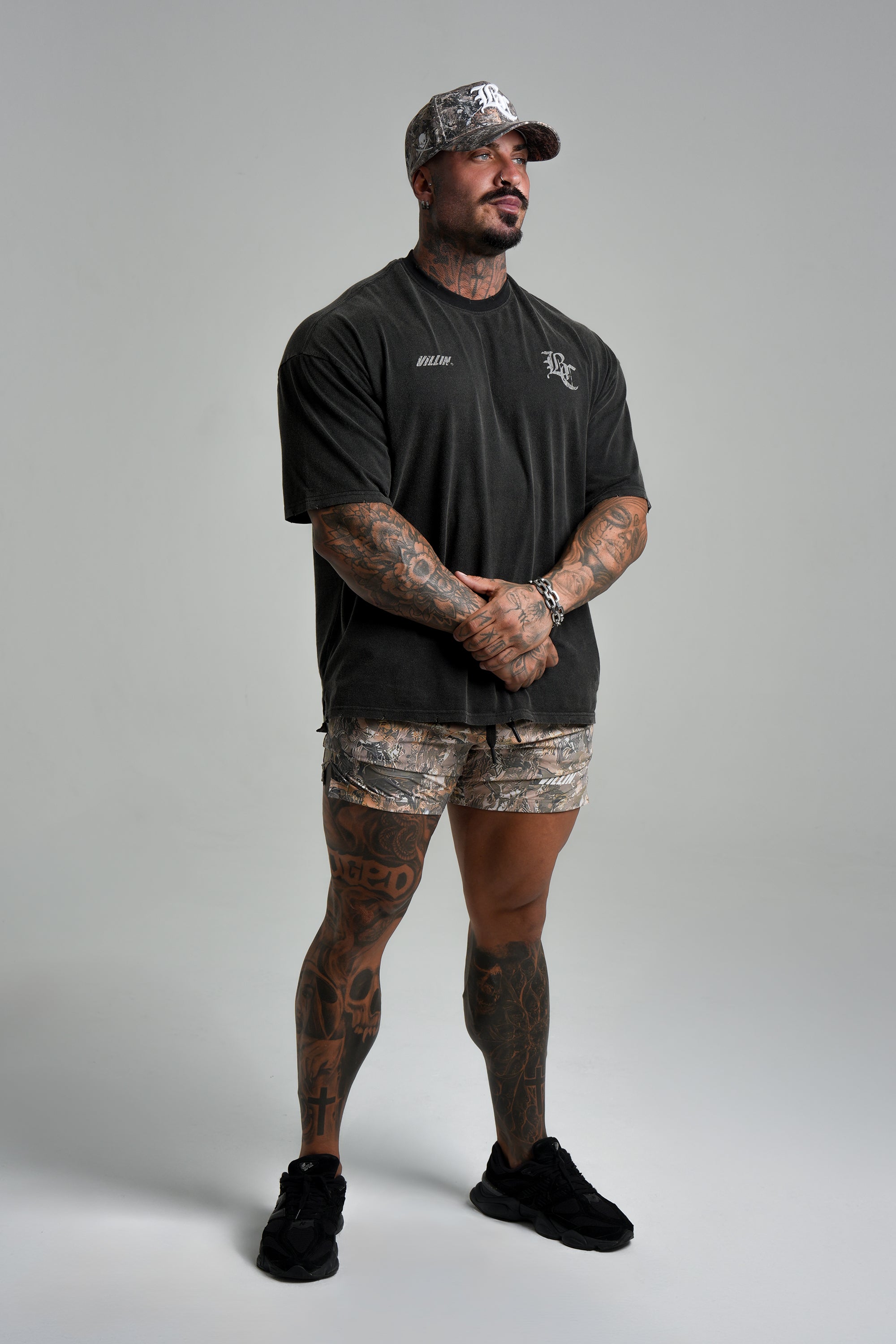 IRON 'OVERSIZE' T - VINTAGE BLACK