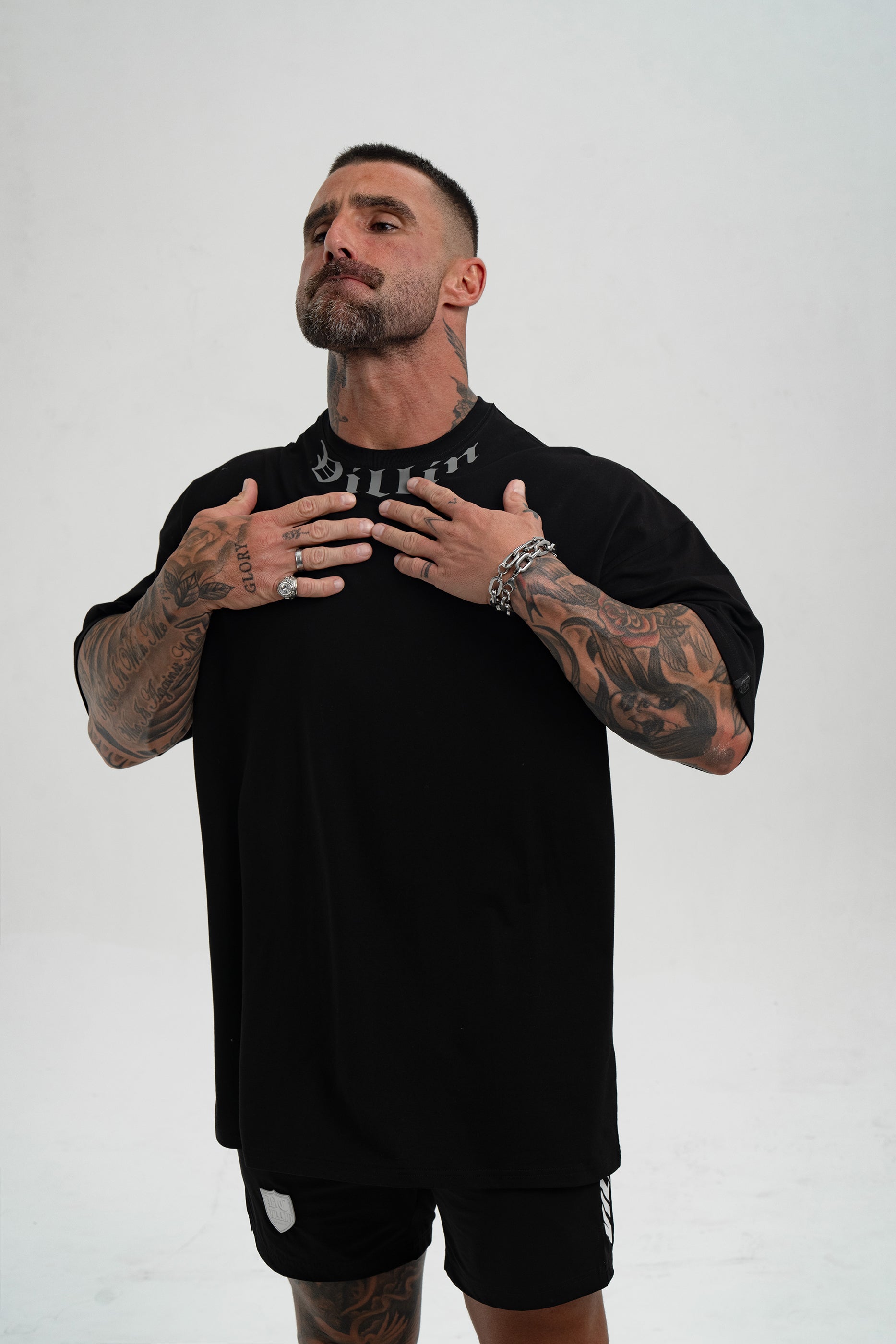 GOTHIC 'OVERSIZE' T - BLACK