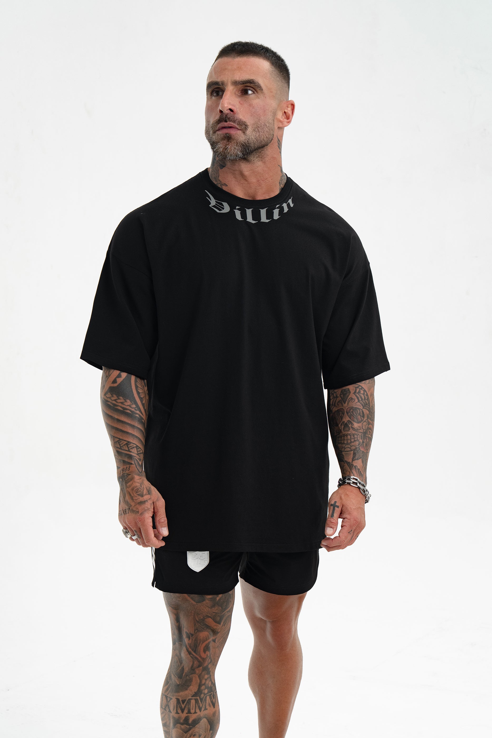 GOTHIC 'OVERSIZE' T - BLACK