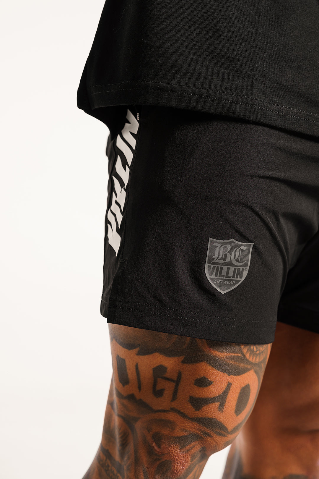 OUTLAW SHORTS - BLACK